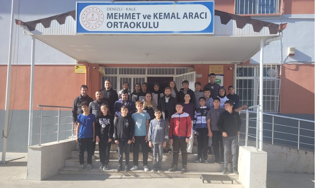 Mehmet ve Kemal Aracı Ortaokulunda Devam Eden Destekleme ve Yetiştirme Kurslarına Ziyaret Edildi.