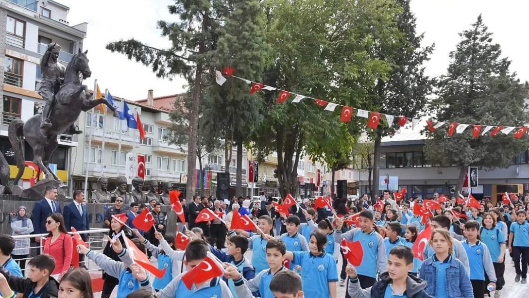 29 EKİM CUMHURİYET BAYRAMI ÇOŞKUYLA KUTLANDI